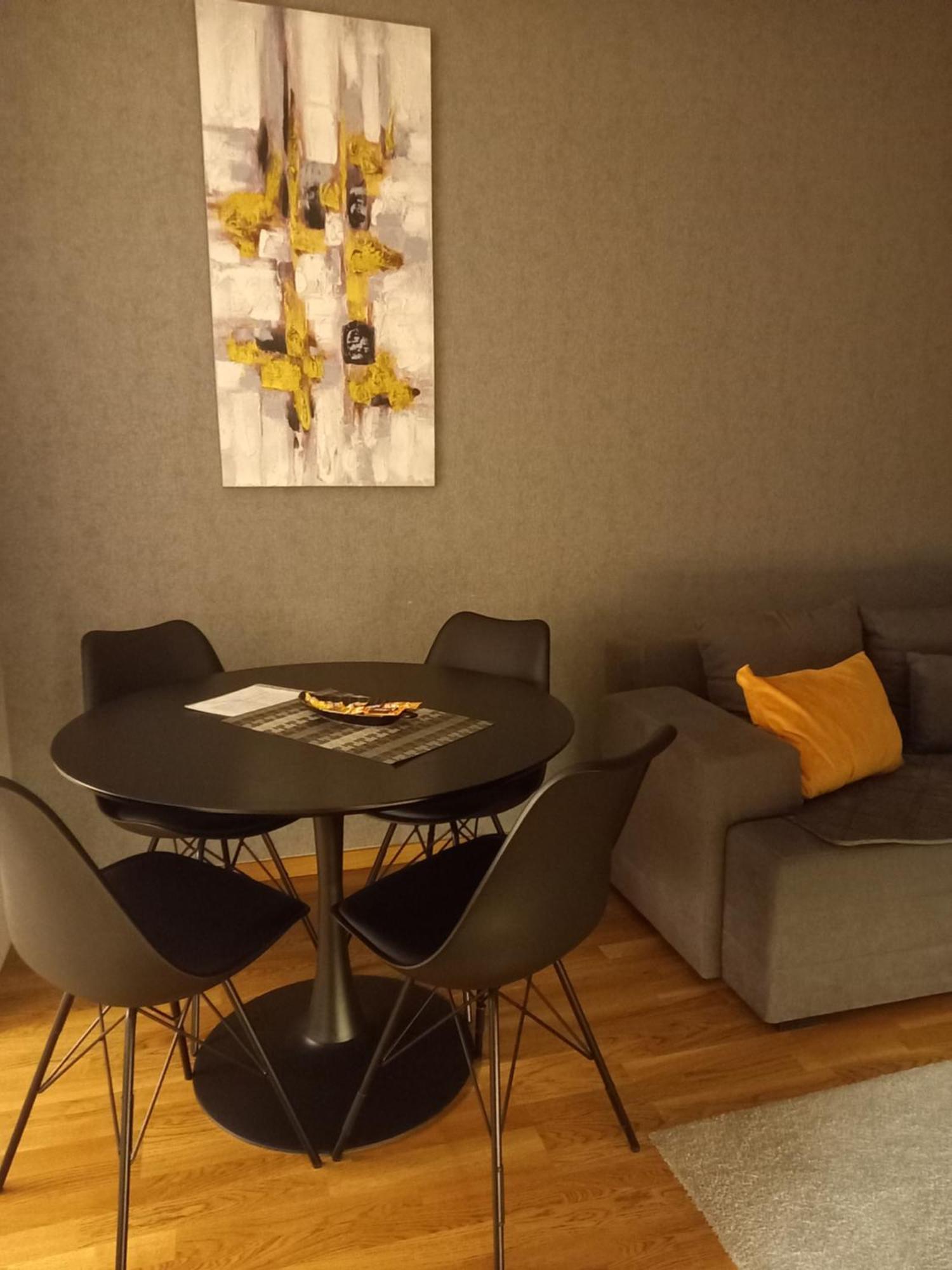 Sajam 1 Appartement Novi Sad Buitenkant foto